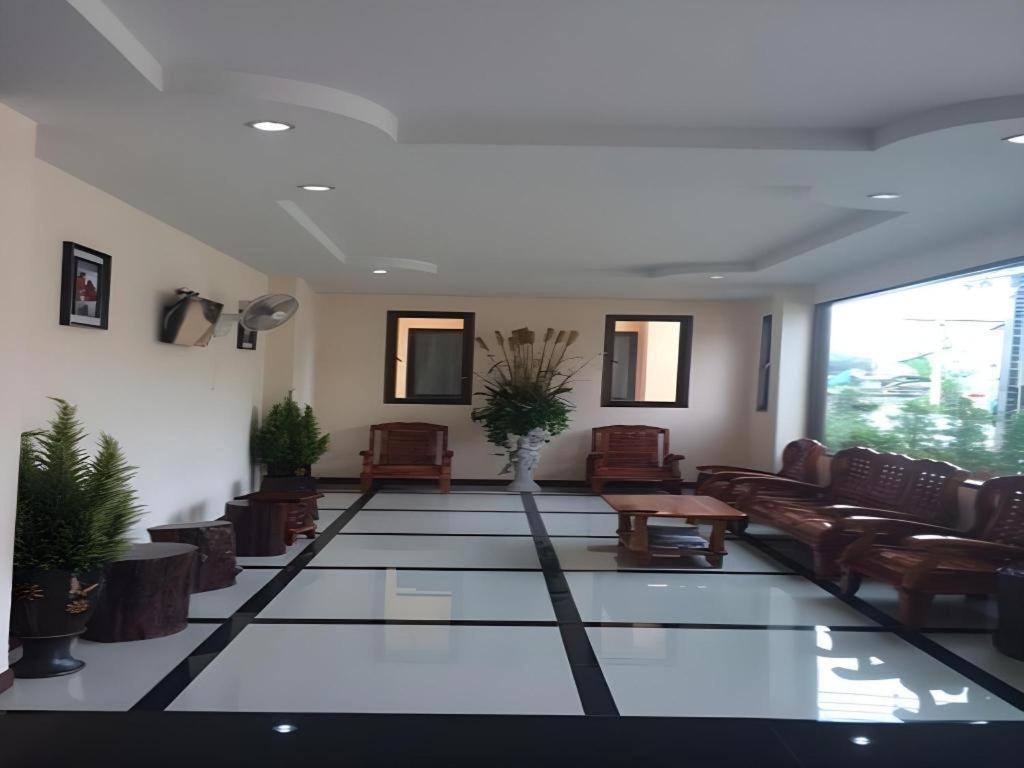 V.R.Mansion Hotel Phatthalung Exteriör bild